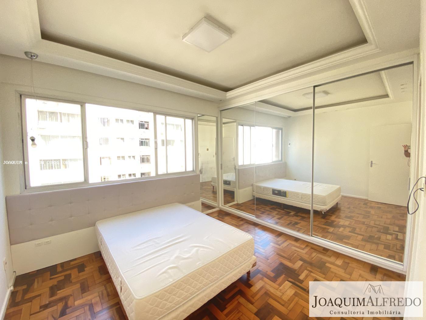 Apartamento à venda com 3 quartos, 119m² - Foto 13