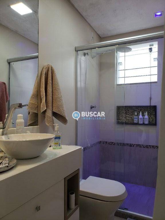 Casa de Condomínio à venda com 3 quartos, 190m² - Foto 6