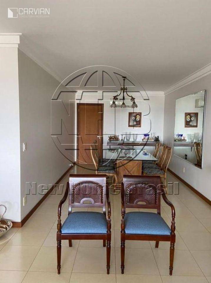 Apartamento à venda com 3 quartos, 264m² - Foto 5