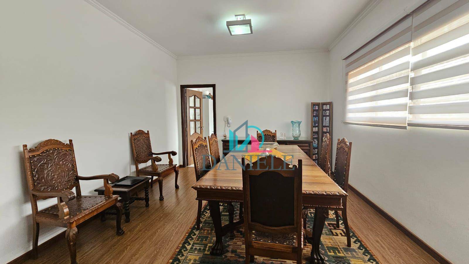 Casa à venda com 3 quartos, 160m² - Foto 5