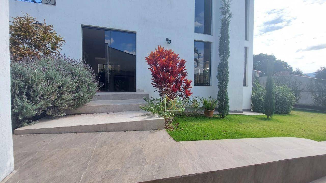 Chácara à venda com 3 quartos, 220m² - Foto 6