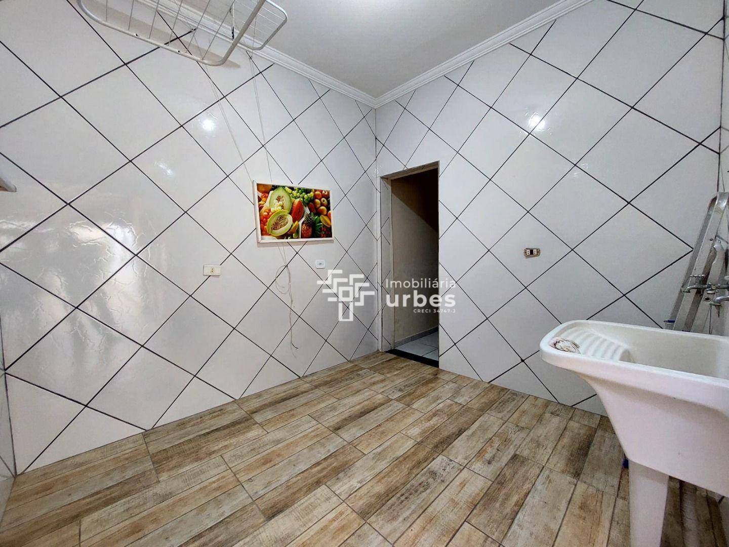 Casa para alugar com 3 quartos, 230m² - Foto 10