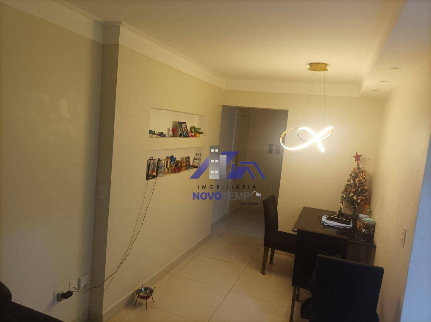 Apartamento à venda com 2 quartos, 54m² - Foto 2