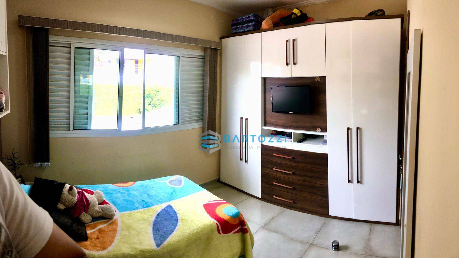 Sobrado à venda com 4 quartos, 200m² - Foto 19