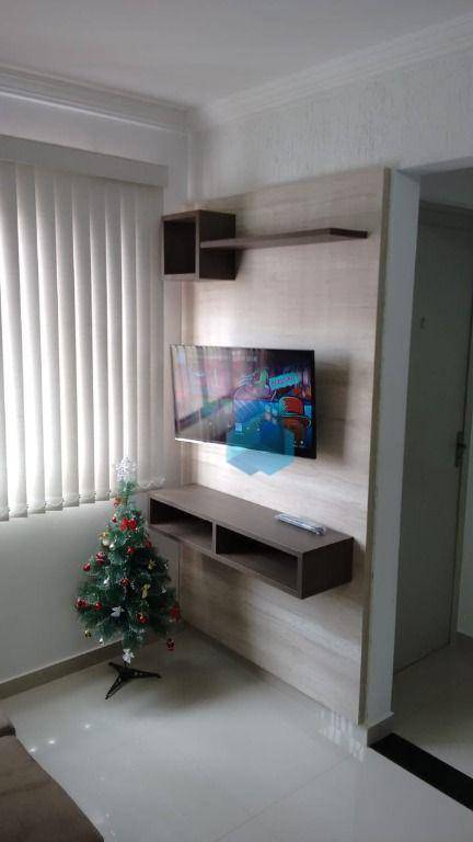 Apartamento à venda com 2 quartos, 47m² - Foto 2