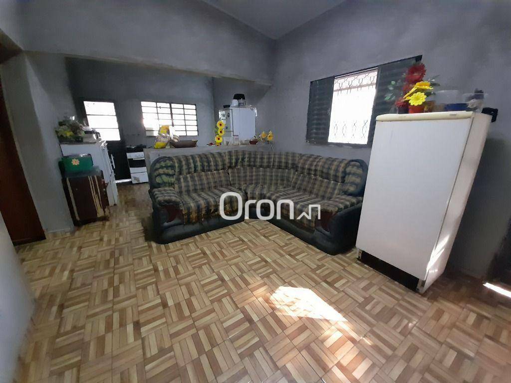 Chácara à venda com 3 quartos, 4148M2 - Foto 2