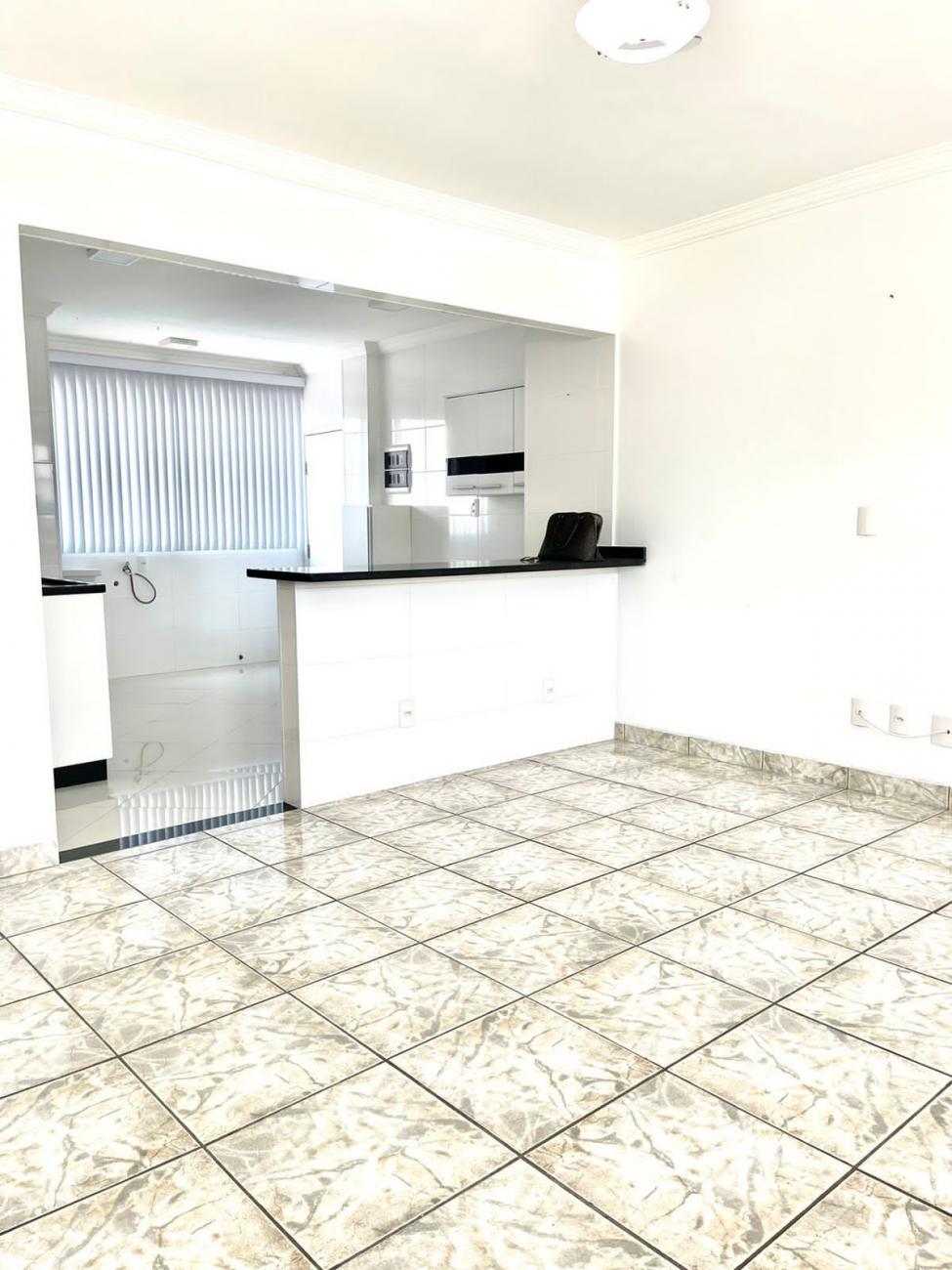 Apartamento à venda com 2 quartos, 83m² - Foto 17