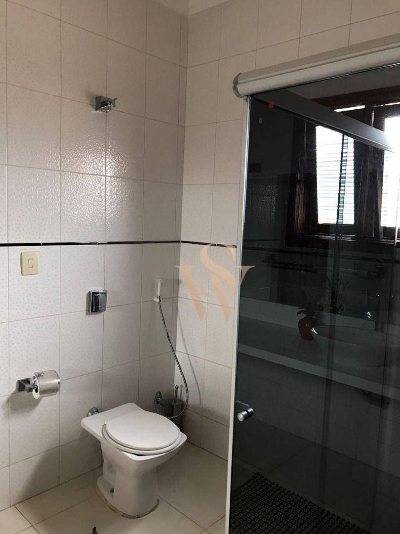 Sobrado à venda com 3 quartos, 304m² - Foto 19