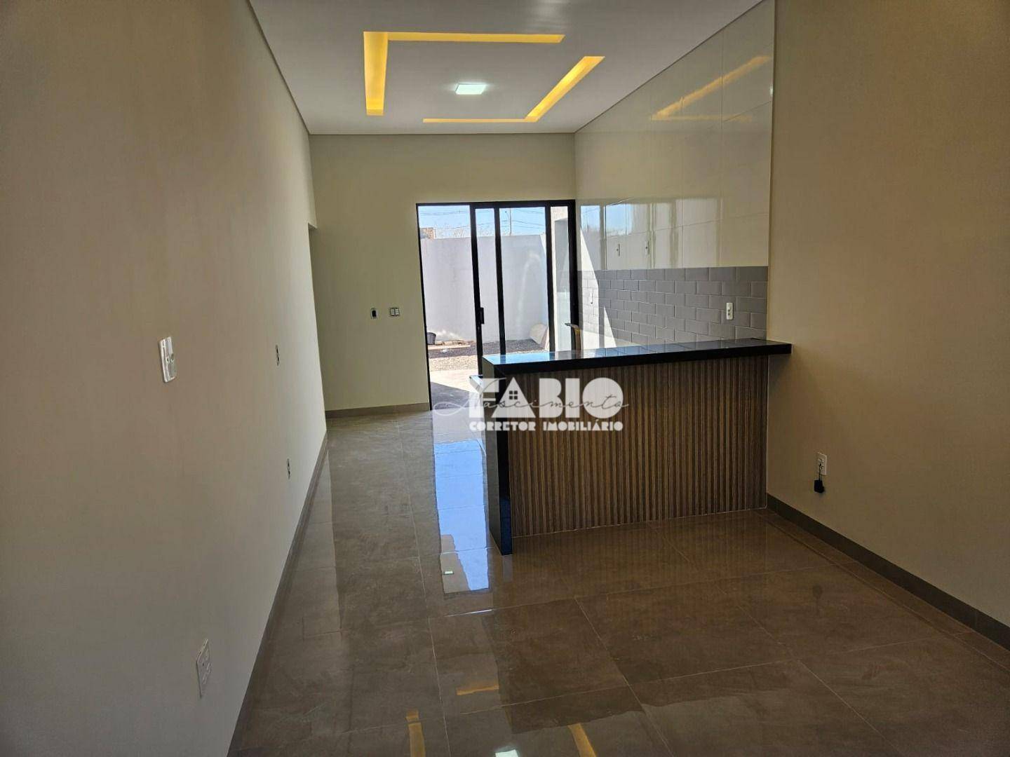 Casa à venda com 3 quartos, 79m² - Foto 12