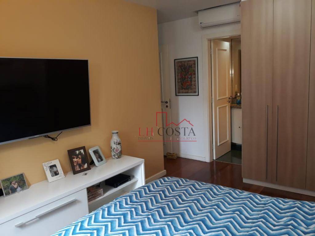 Apartamento à venda com 4 quartos, 146m² - Foto 11