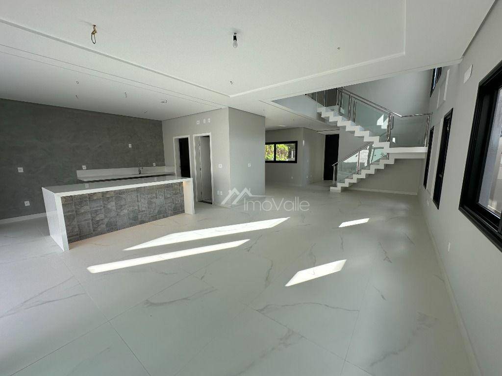 Casa de Condomínio à venda com 4 quartos, 349m² - Foto 6