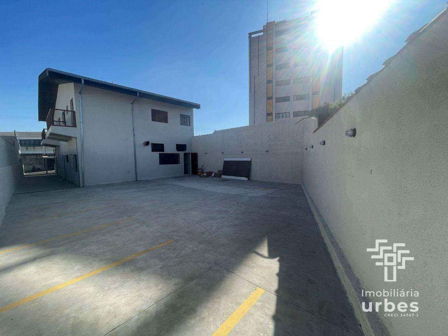 Loja-Salão para alugar, 250m² - Foto 1