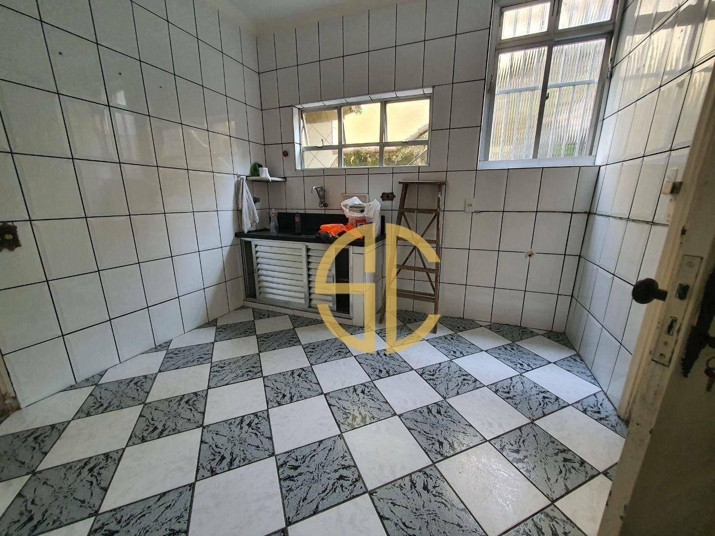 Sobrado à venda com 2 quartos, 95m² - Foto 8