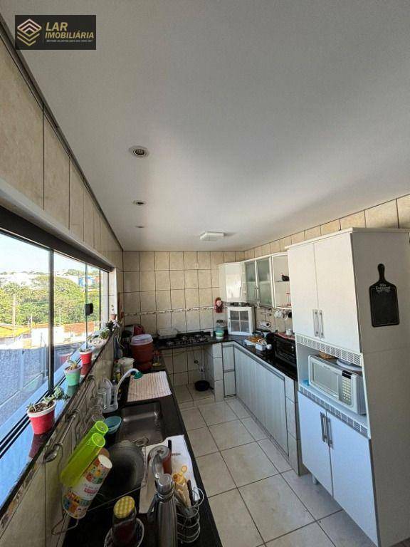 Casa à venda com 5 quartos, 307m² - Foto 22