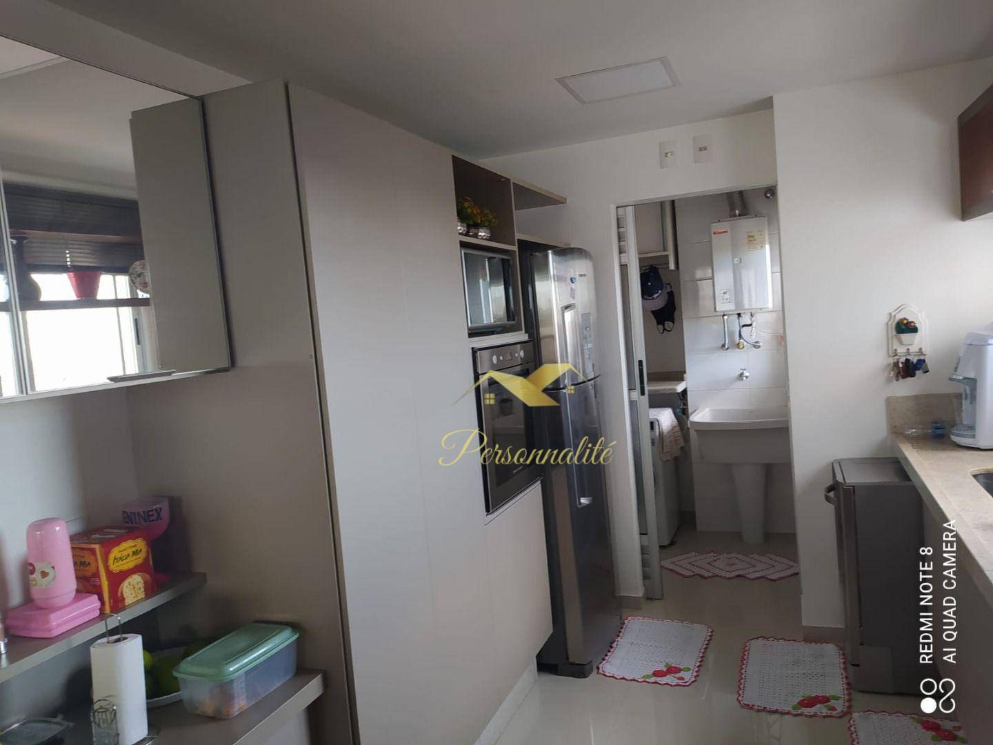 Apartamento à venda com 3 quartos, 105m² - Foto 3