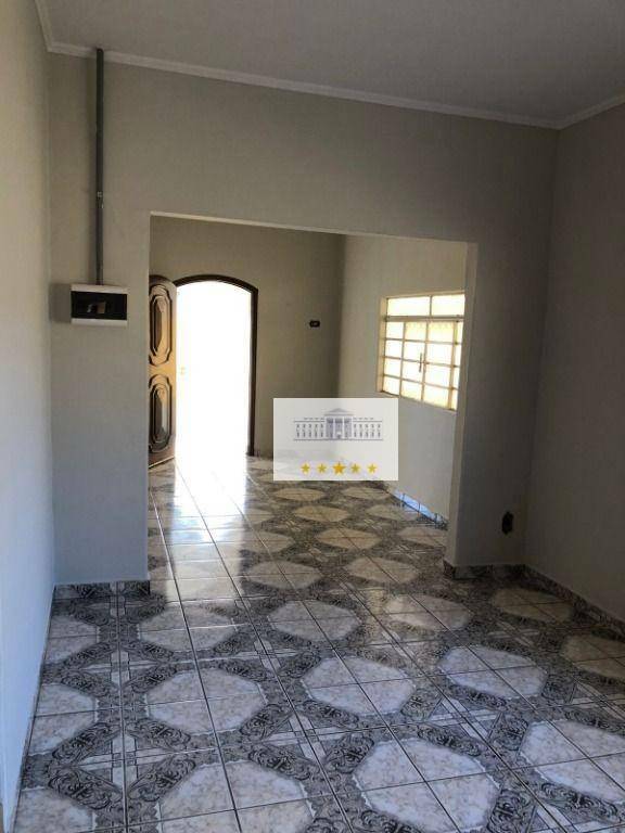 Casa à venda com 3 quartos, 15294m² - Foto 9