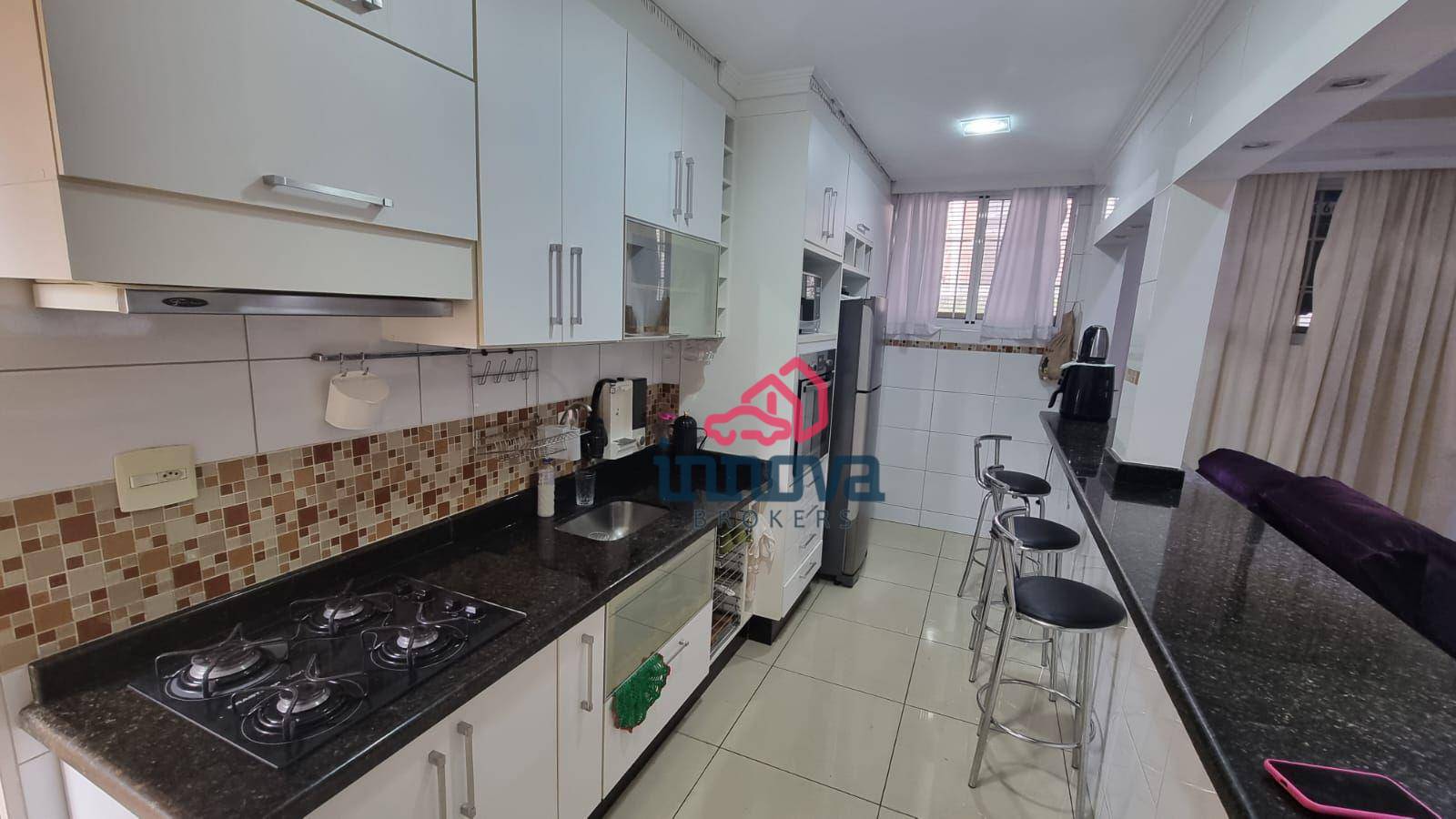 Sobrado à venda com 3 quartos, 250m² - Foto 11