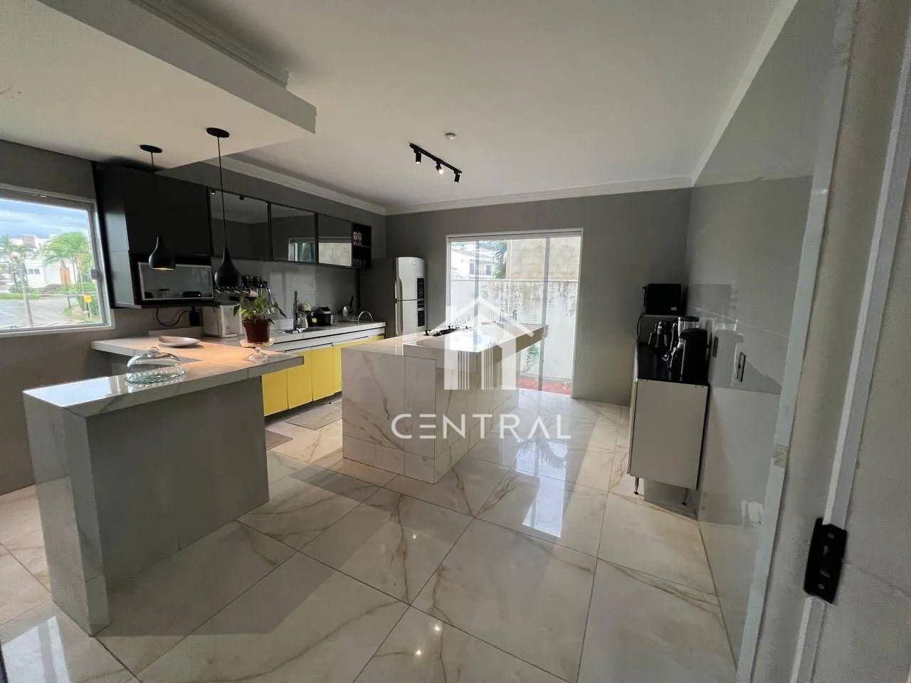 Sobrado, 4 quartos, 480 m² - Foto 2