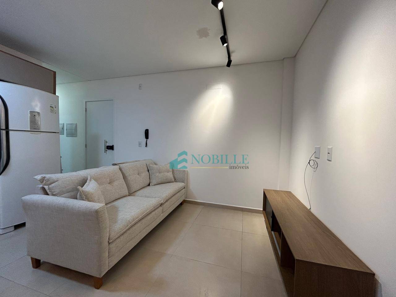Apartamento para alugar com 2 quartos, 69m² - Foto 31