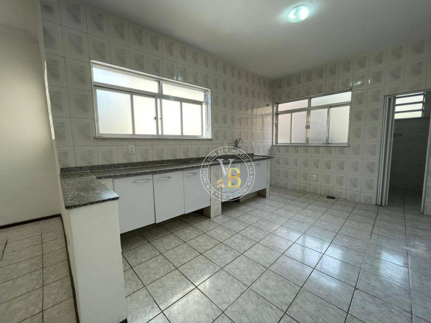 Casa à venda com 3 quartos, 360m² - Foto 26