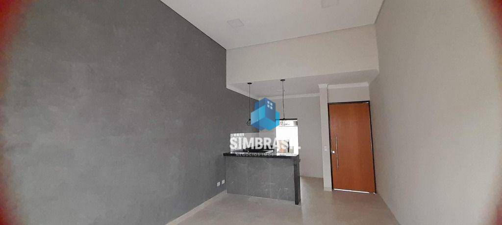 Casa à venda com 3 quartos, 104m² - Foto 4