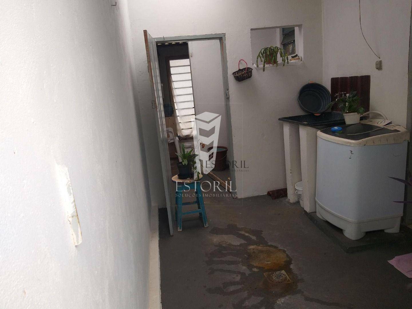 Casa à venda com 2 quartos, 200m² - Foto 12