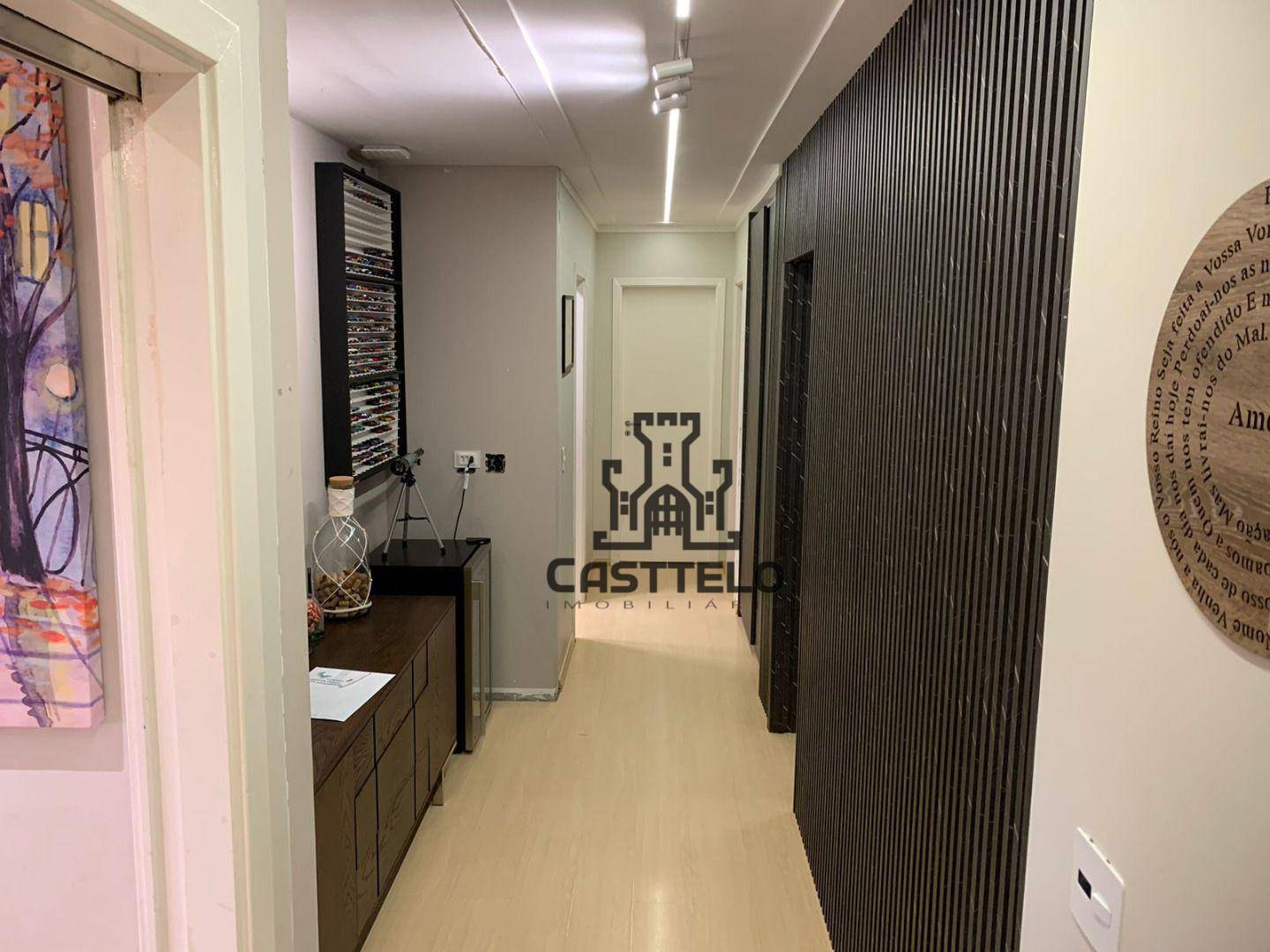 Apartamento à venda com 4 quartos, 214m² - Foto 19