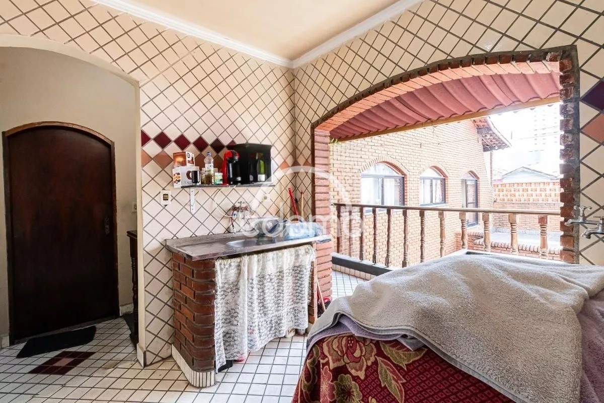 Casa para alugar com 4 quartos, 145m² - Foto 18