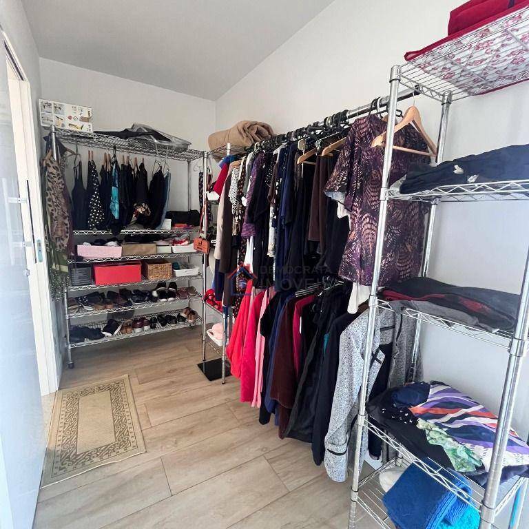 Apartamento à venda com 3 quartos, 180m² - Foto 23