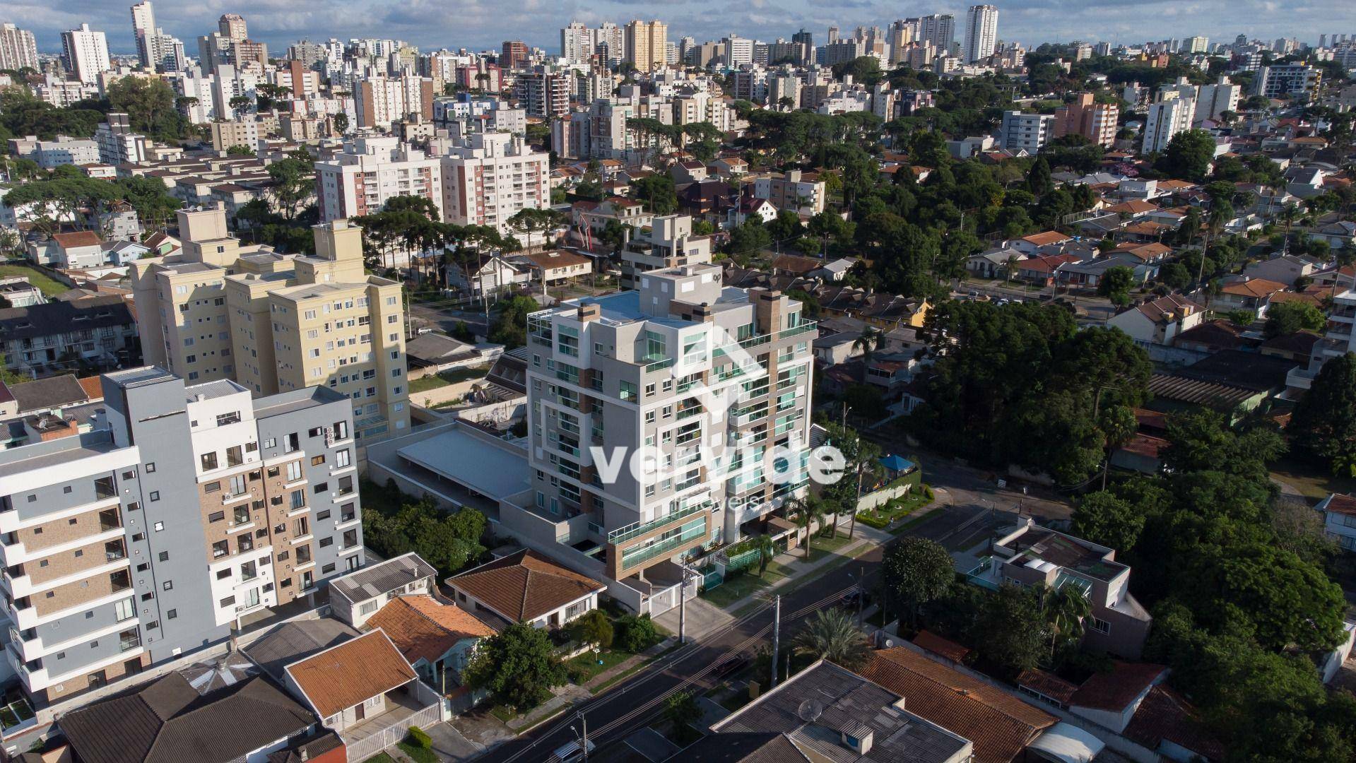 Cobertura à venda com 2 quartos, 185m² - Foto 4