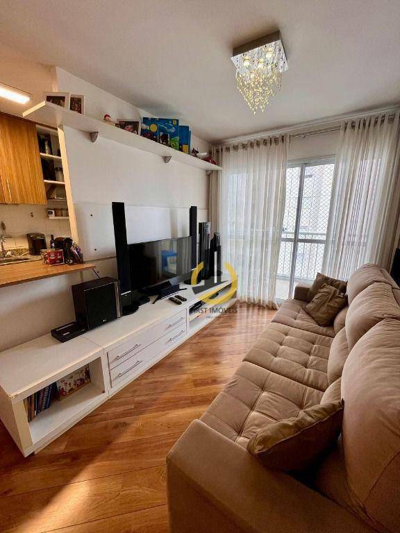 Apartamento à venda com 2 quartos, 63m² - Foto 2