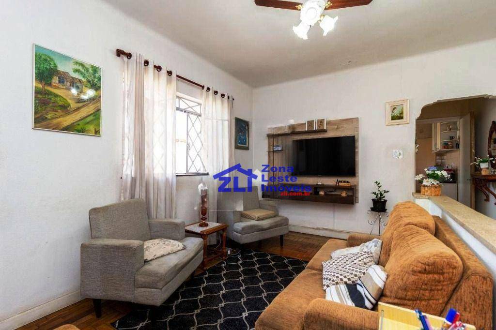 Sobrado à venda com 4 quartos, 157m² - Foto 2