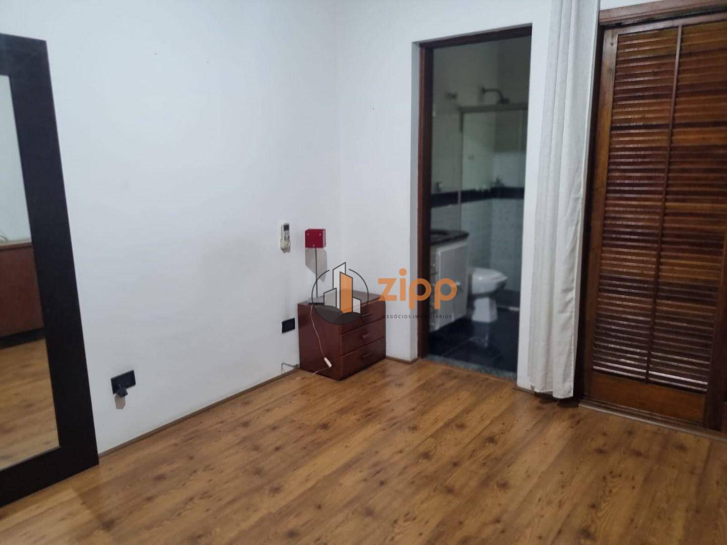 Sobrado à venda com 4 quartos, 325m² - Foto 13