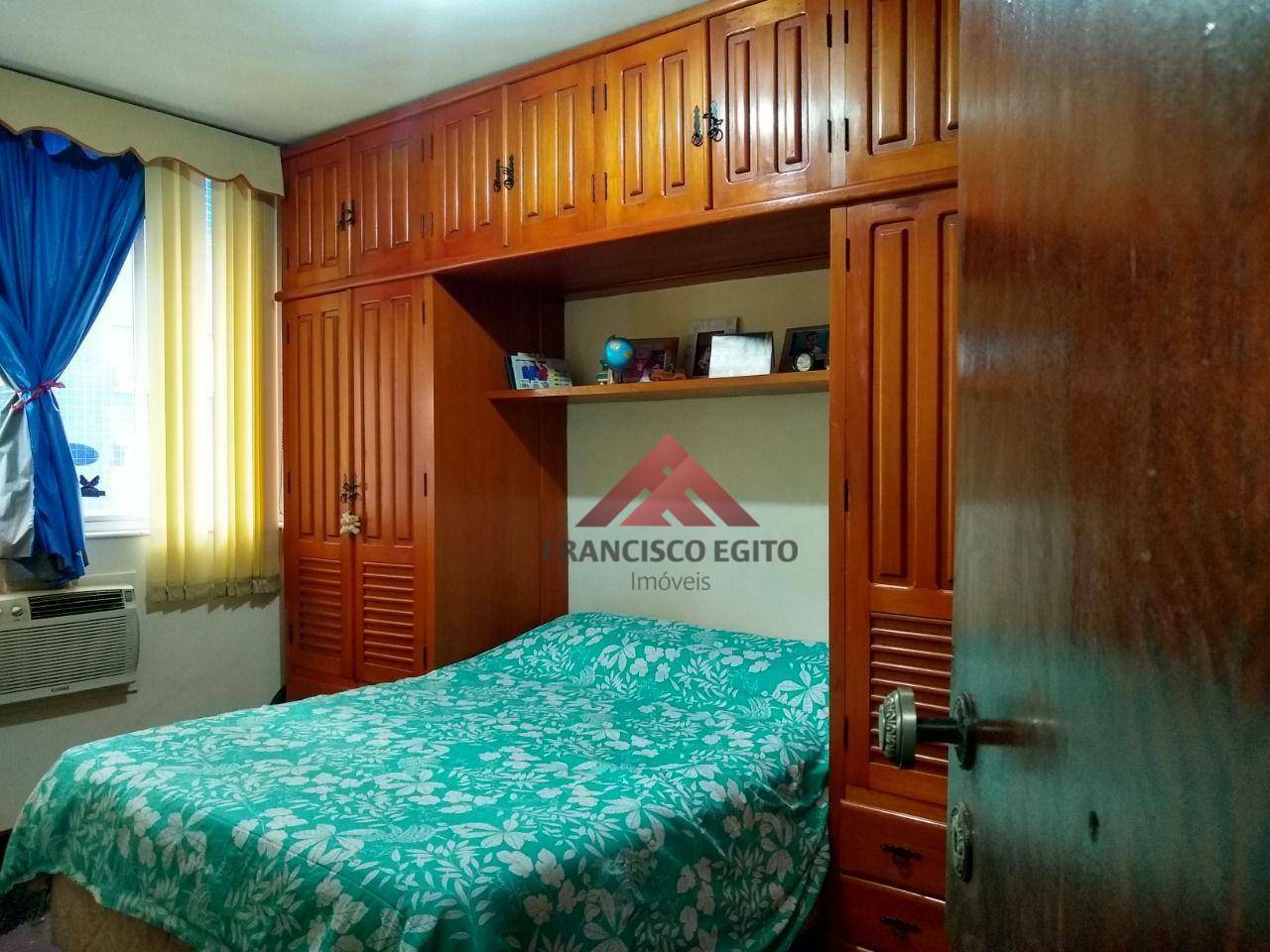 Apartamento à venda com 2 quartos, 72m² - Foto 3