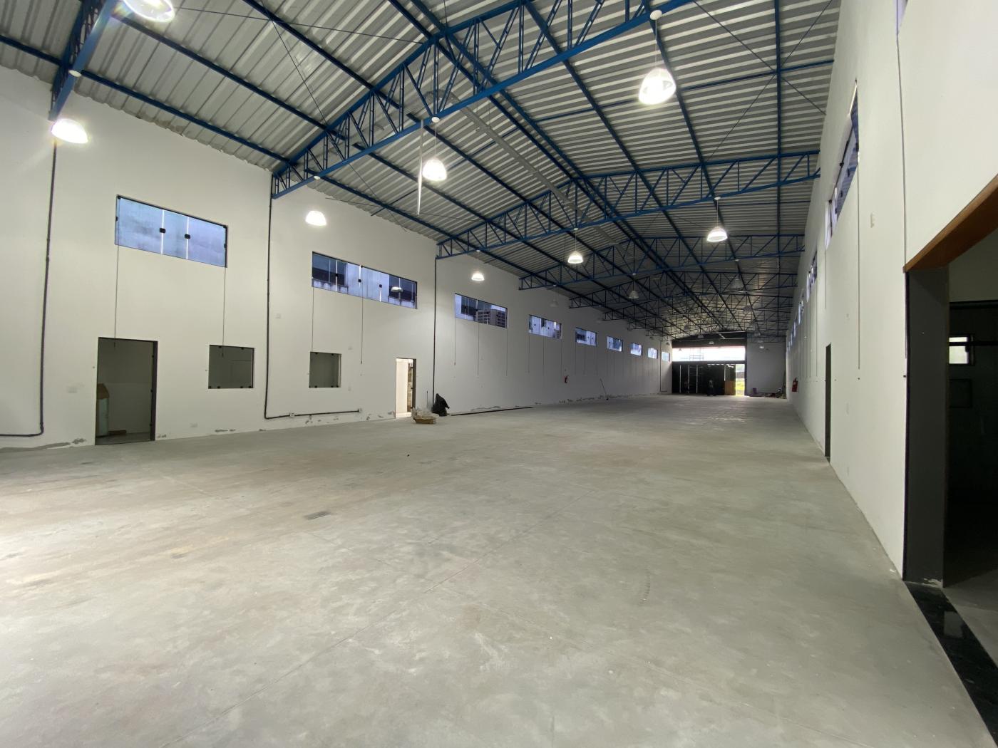 Depósito-Galpão-Armazém para alugar, 840m² - Foto 1