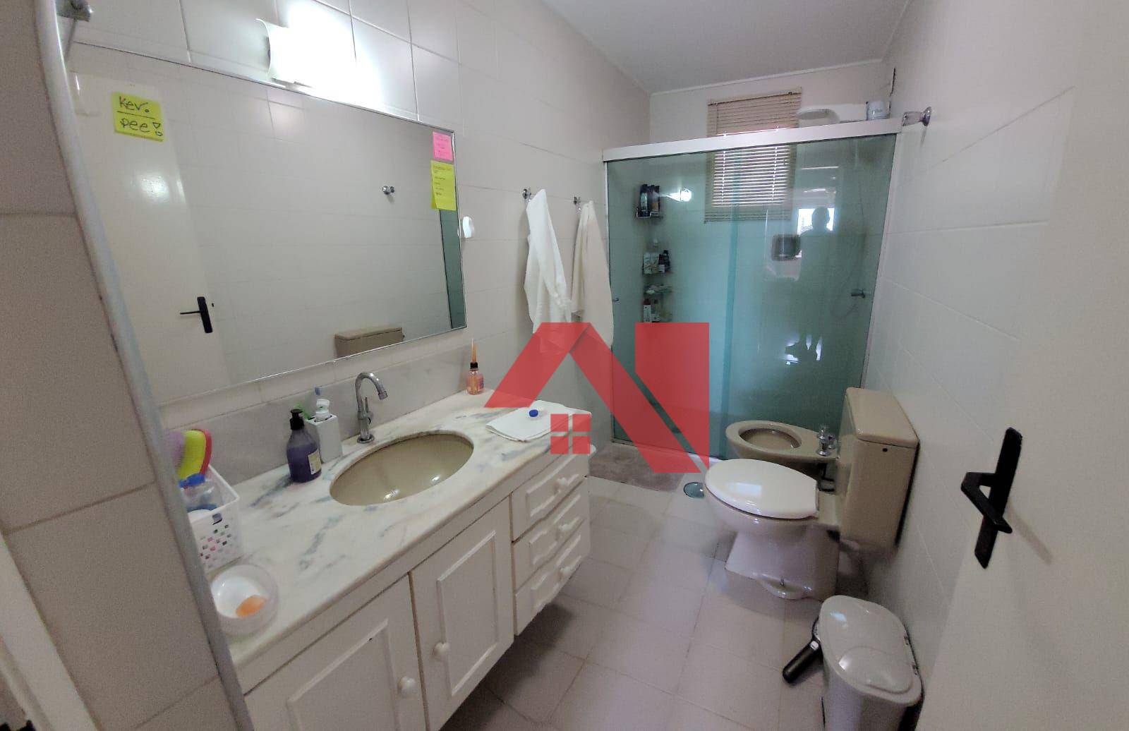 Apartamento à venda com 3 quartos, 123m² - Foto 11