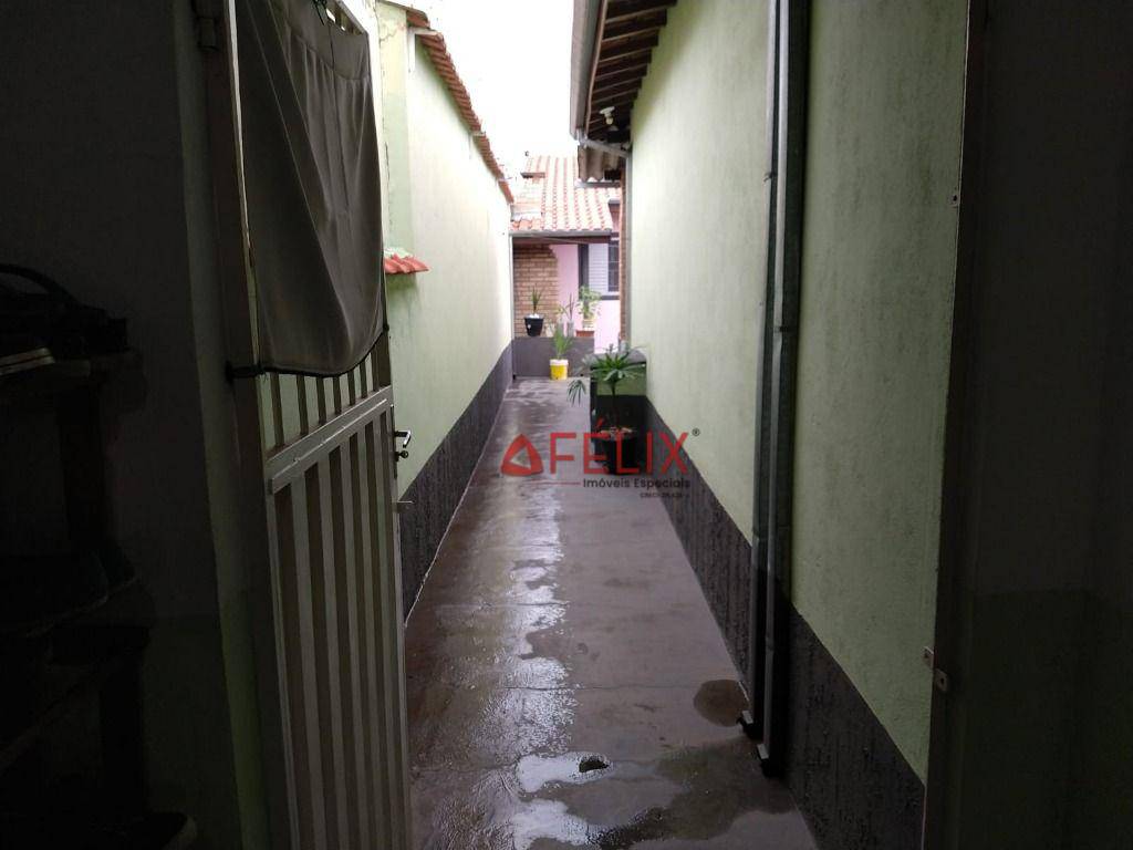 Casa à venda com 2 quartos, 182m² - Foto 14