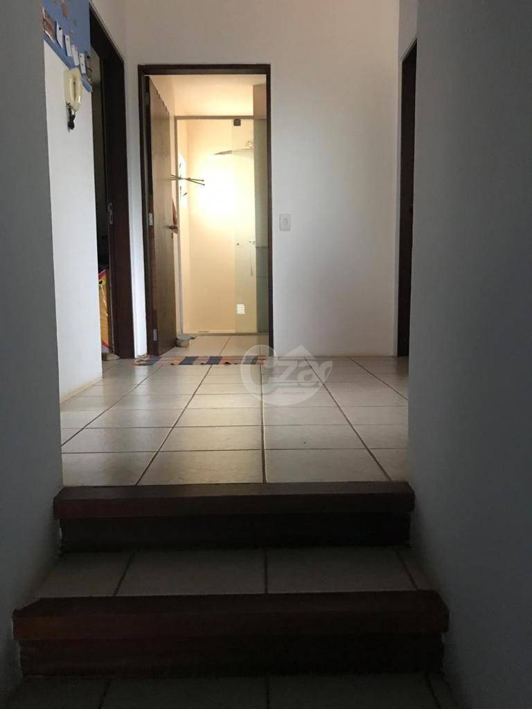 Casa à venda com 4 quartos, 217m² - Foto 15