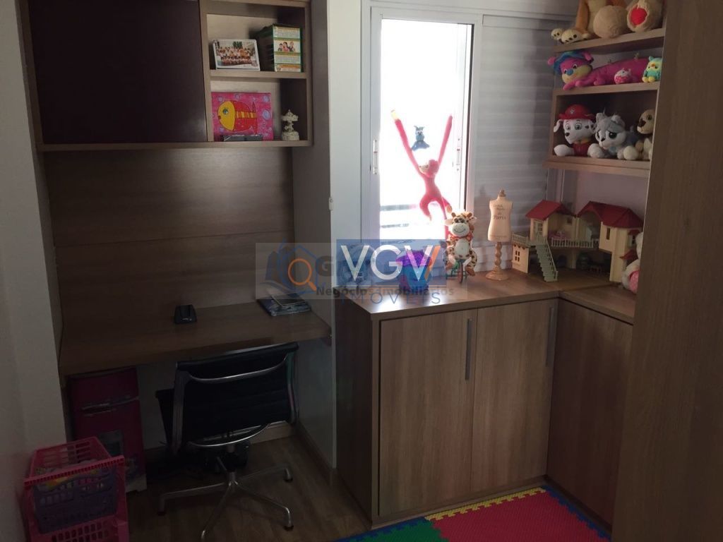 Apartamento à venda com 3 quartos, 75m² - Foto 7