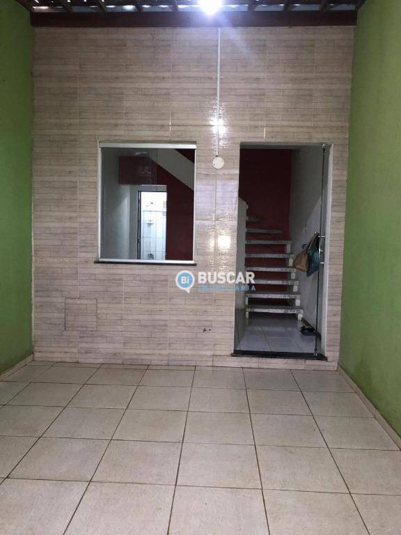 Casa à venda com 2 quartos, 90m² - Foto 6