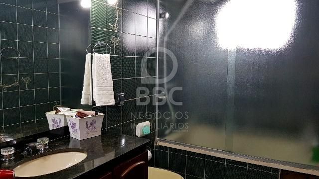 Sobrado à venda com 3 quartos, 300m² - Foto 18