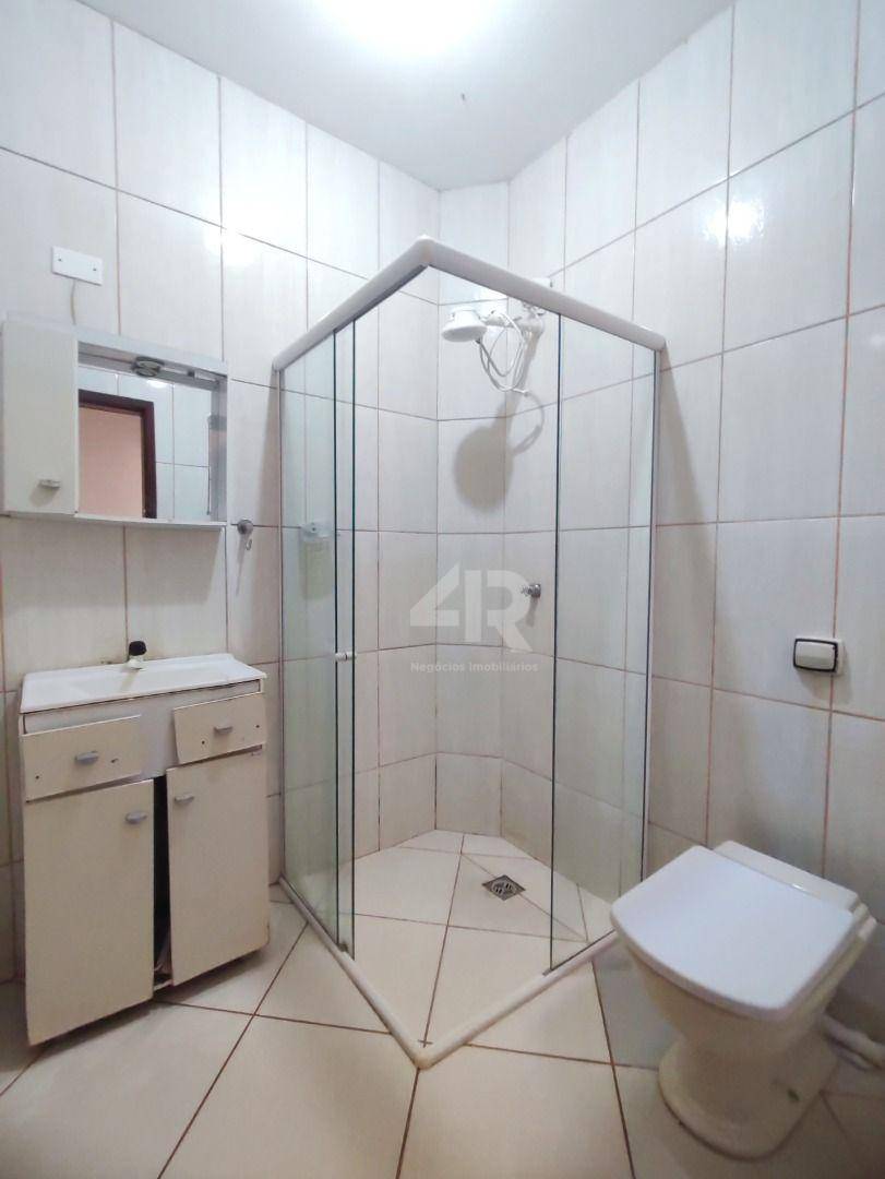 Casa à venda com 3 quartos, 70m² - Foto 12