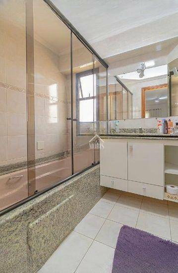 Apartamento à venda com 3 quartos, 127m² - Foto 37