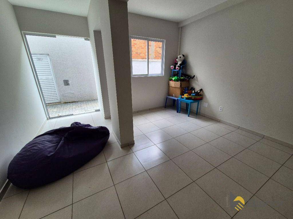 Apartamento à venda com 2 quartos, 55m² - Foto 21