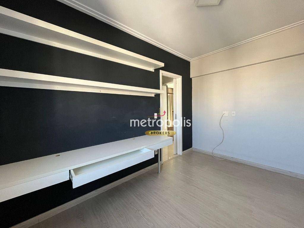 Apartamento para alugar com 2 quartos, 65m² - Foto 13