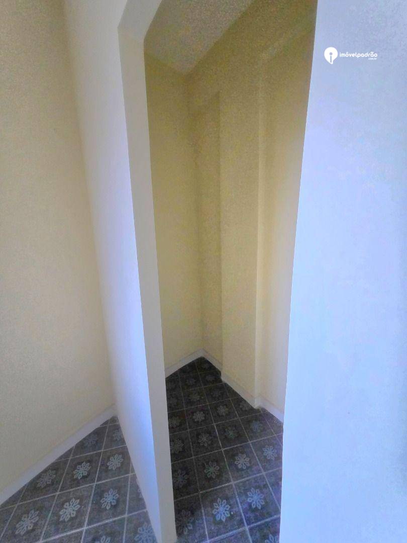 Apartamento para alugar com 2 quartos, 80m² - Foto 48