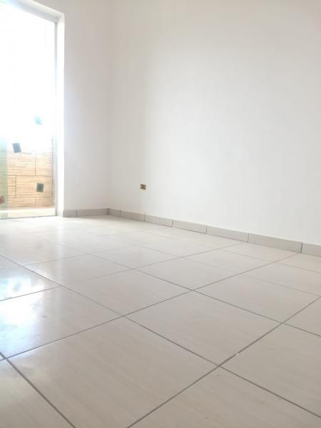 Casa à venda com 2 quartos, 65m² - Foto 11