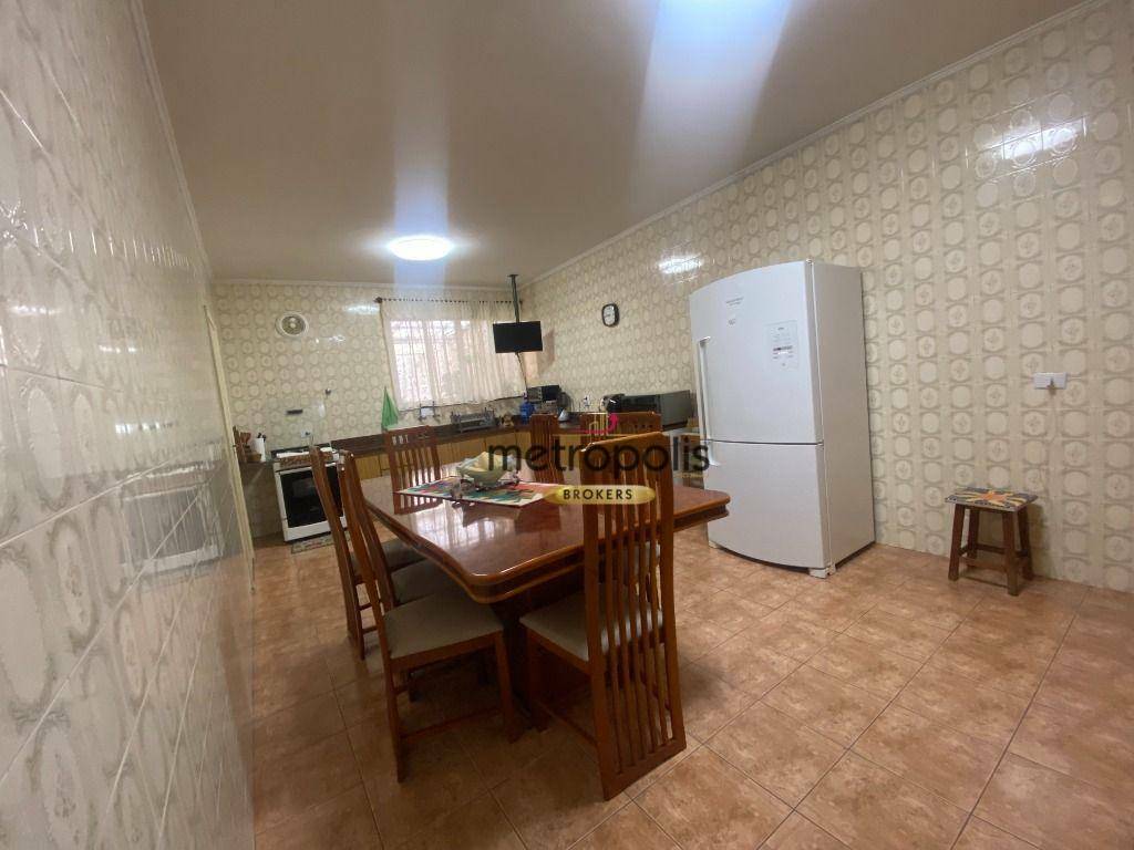 Sobrado à venda com 3 quartos, 232m² - Foto 17