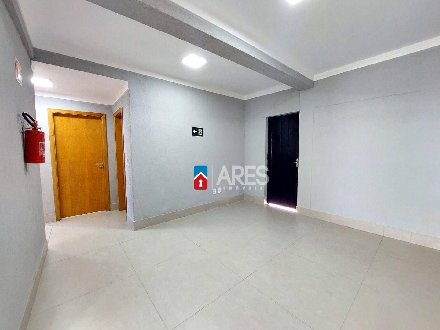 Casa para alugar, 390m² - Foto 9