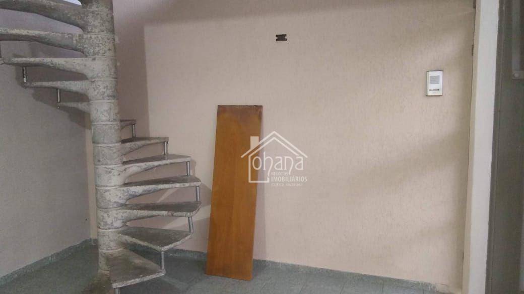 Casa à venda com 2 quartos, 110m² - Foto 3